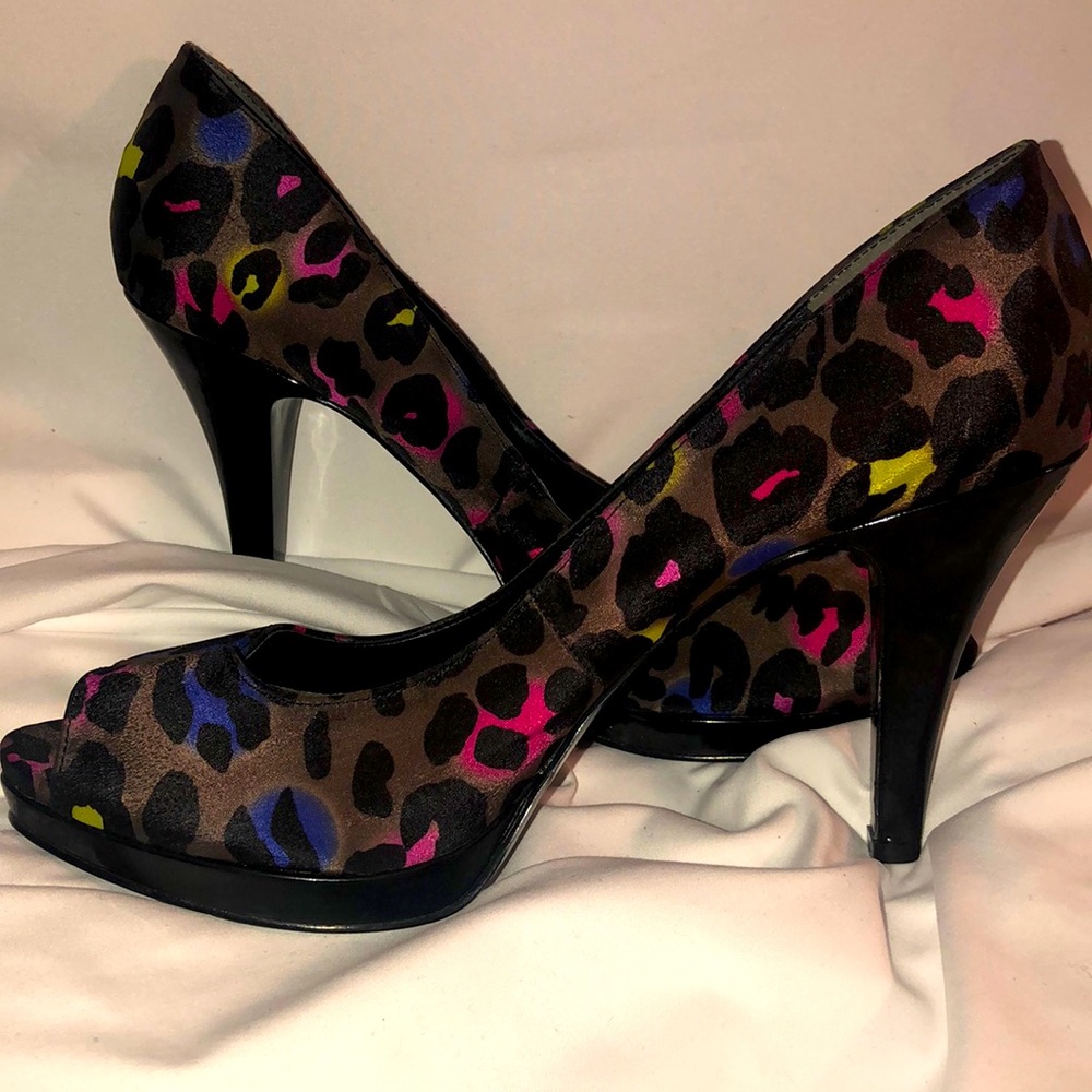 Nine West Leopard Print Peep Toe Platform